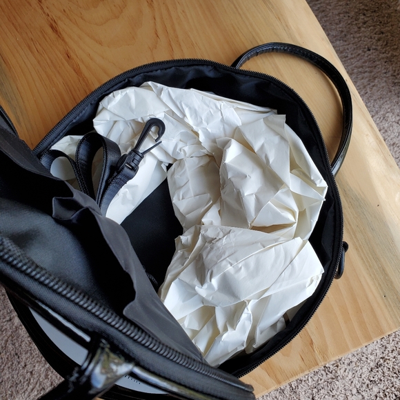 Crescent Skull Moon Crossbody Handbag - Picture 4 of 10